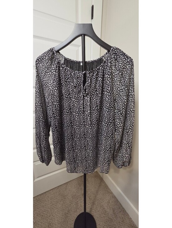 Tops - Women's Black and White Long Sleeve Blouse, Size M